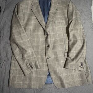 PEERLESS COUTURE Brown Plaid
Three Buttons Cashmere Silk Blend
Blazer Size 50L
